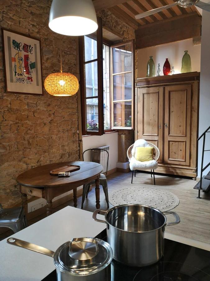 Authentic Loft With Mezzanine & Exposed Stones Heart Of Lyonアパートメント エクステリア 写真